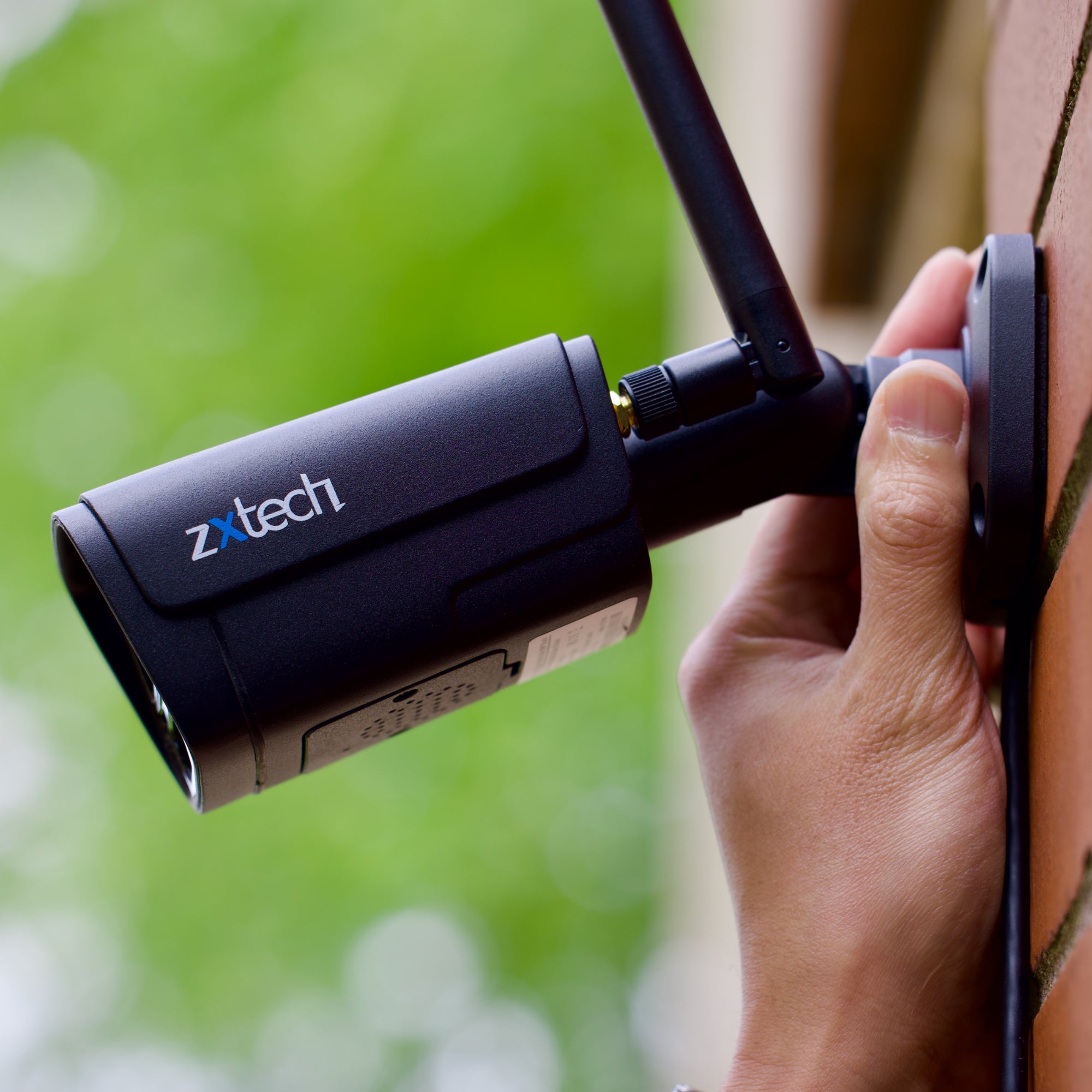 Zxtech 5MP/8MP/4K Wireless CCTV System - 1x WiFi Security Camera Outdoor 2-Way-Audio Night Vision 9CH Sony Starvis | WF1D9Y